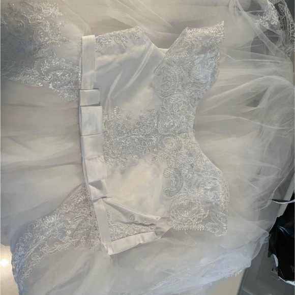 *NEW* Flower Girl / Communion Dress - Picture 3 of 6